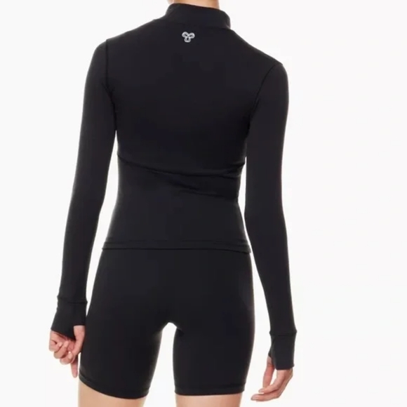 Aritzia color black TnaLIFE™ Relay Zip-Up - Picture 2 of 7